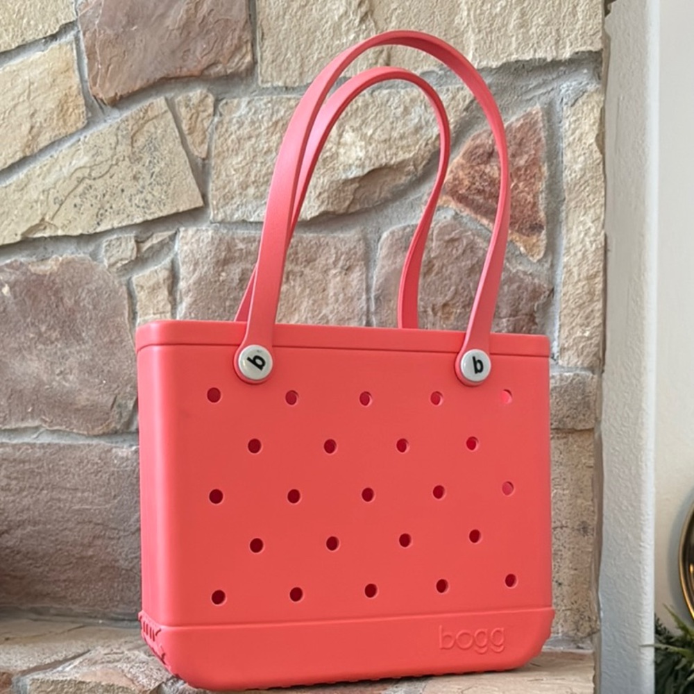 Bogg bag medium
